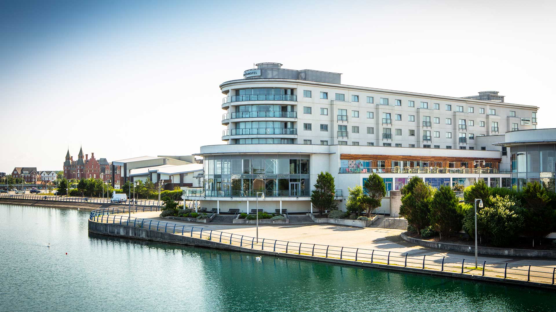 Bliss Hotel Waterfront Southport - Bars & Restaurants by CGA Integration